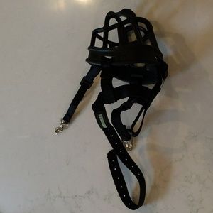 Hard plastic muzzle size 3 black ultra